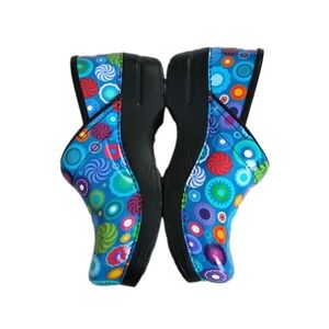 ***SOLD***Dansko Professional Clogs In Candy Design Size 38 Nurses Shoes